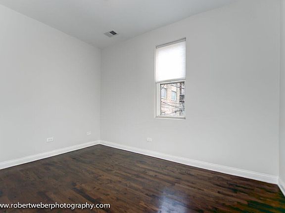 4th image of 3328 N Ashland Ave APT 2R