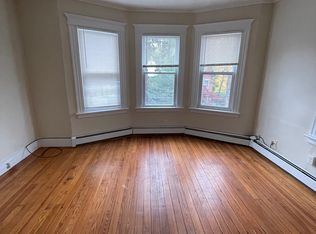 14 Lester St #10940983, Ansonia, CT 06401