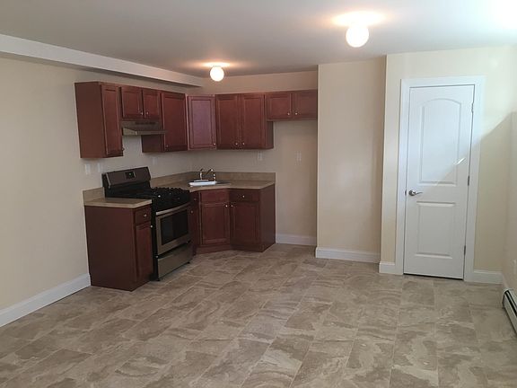 2nd image of 120 Santa Monica Ln #2