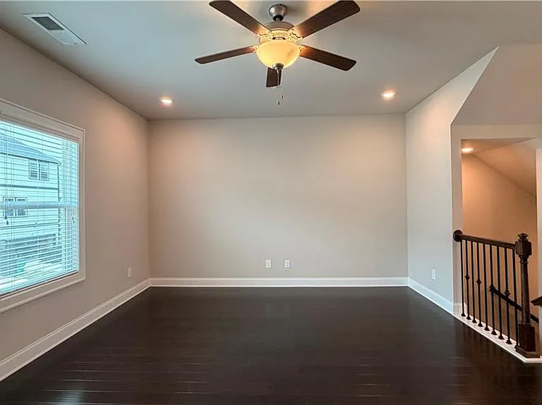 1012 Knoxboro Ln — Photo 16