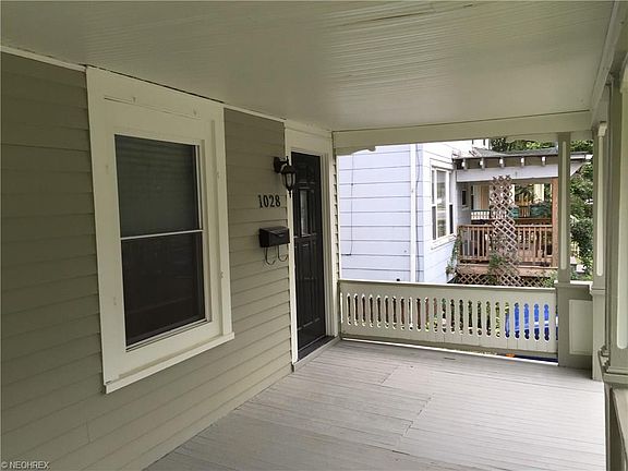 3rd image of 1028 Middle Ave