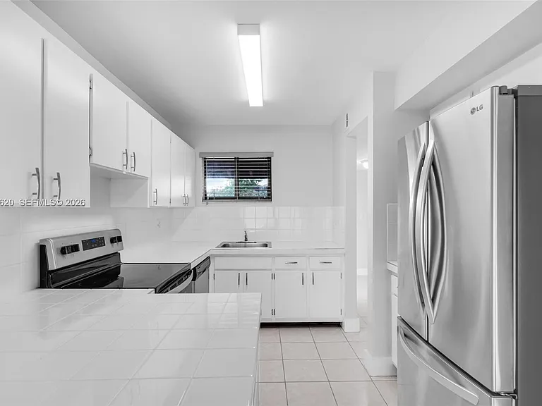 3815 SW 82nd Ave #41 — Photo 12