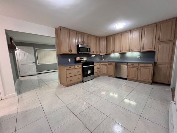 (undisclosed Address)