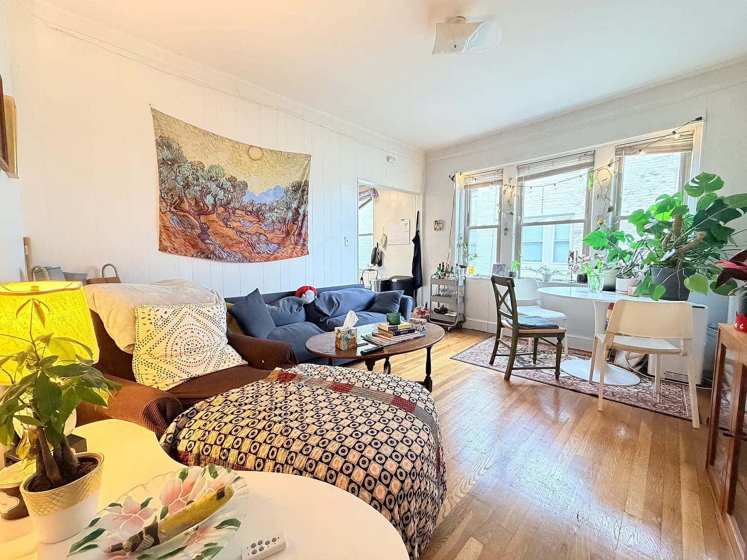 2 bed, 800 sqft, $3,200 — Photo 2