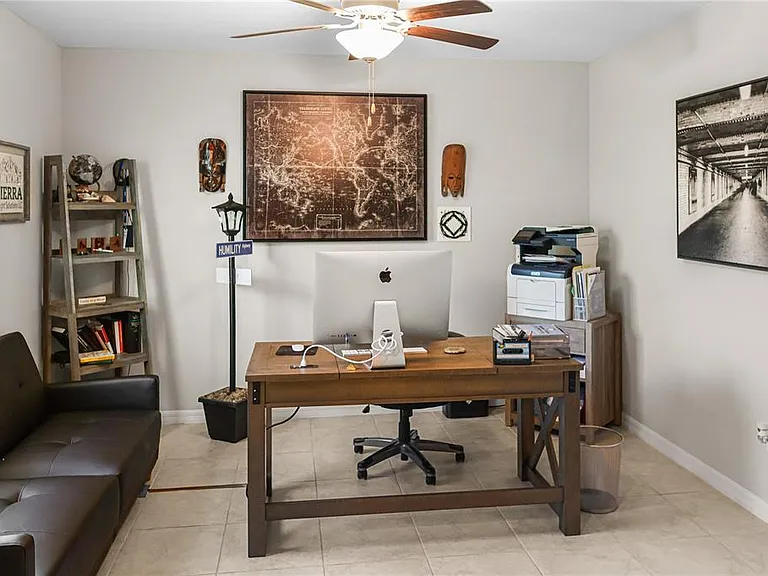 4301 Salt Springs Ln — Photo 2