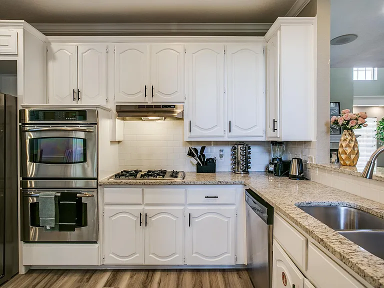 6904 Amethyst Ln — Photo 12