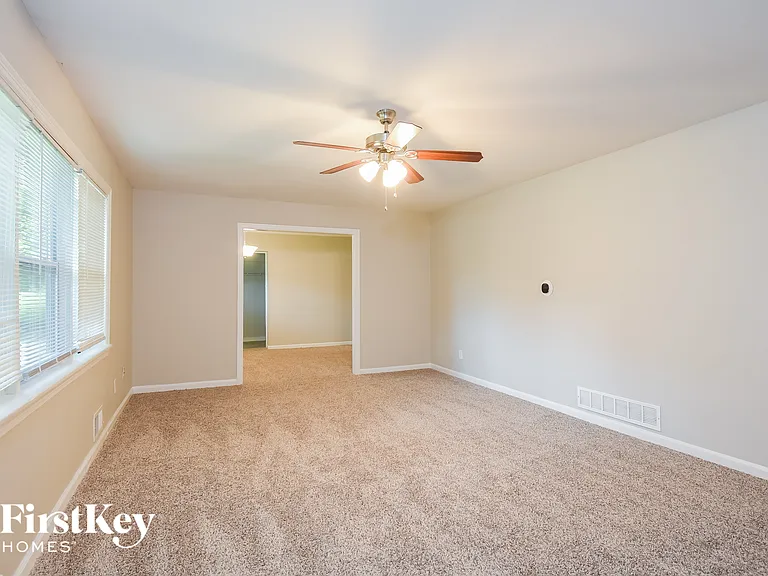 629 Bounty Dr — Photo 4