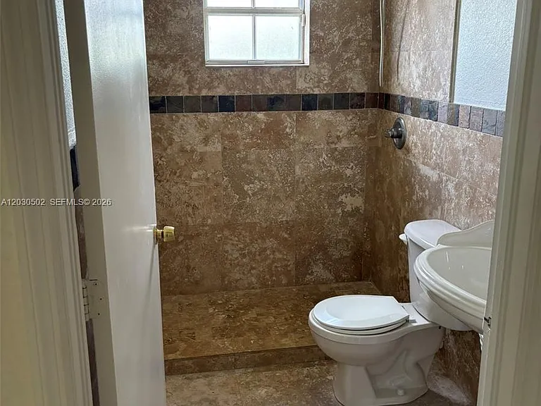 13471 SW 271st Ln — Photo 9