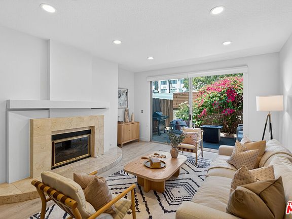 5th image of 1436 20th St Unit 15