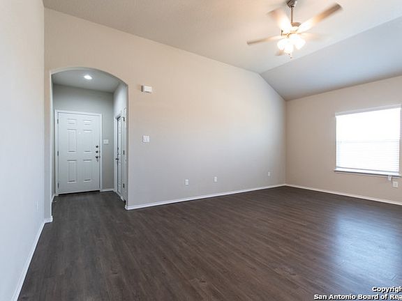 3rd image of 9224 CANYON BND