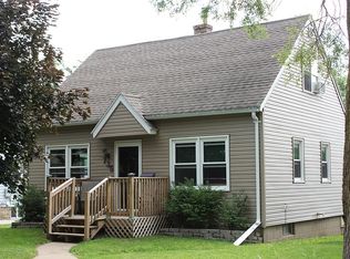 735 Wallgate Ave, Waterloo, IA 50701