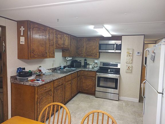 3rd image of 600 Mansard Island Rd