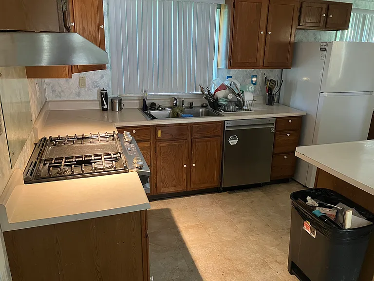 5 Evergreen Dr — Photo 8