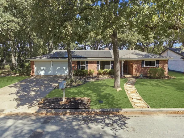 1312 Kathryn St, Hurst, TX 76053