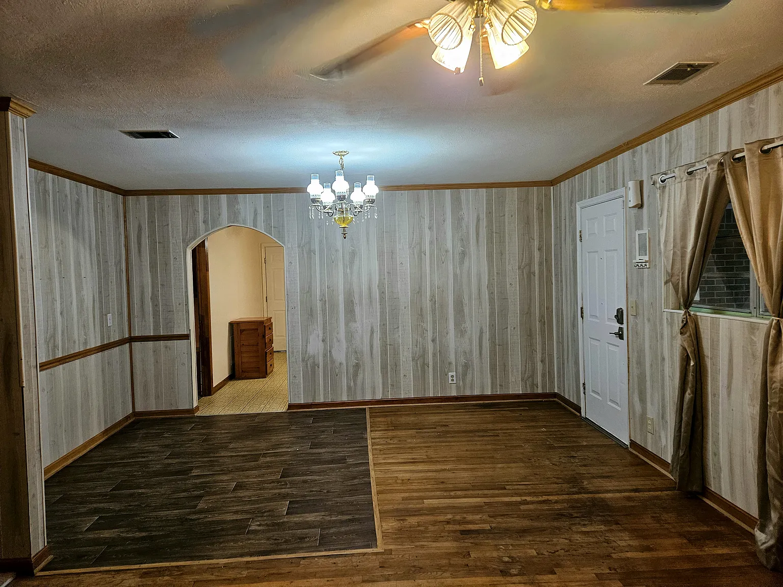 5 bed, 1710 sqft, $1,100 — Photo 4