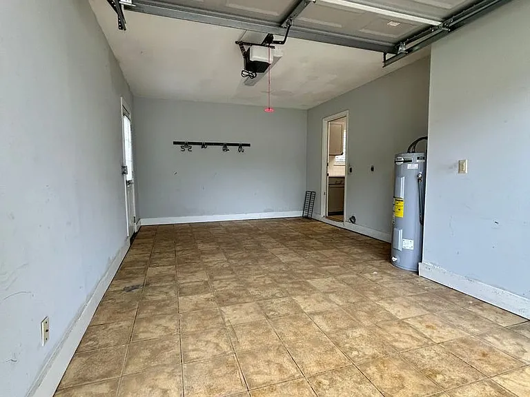 166 Bordeaux Ln — Photo 21