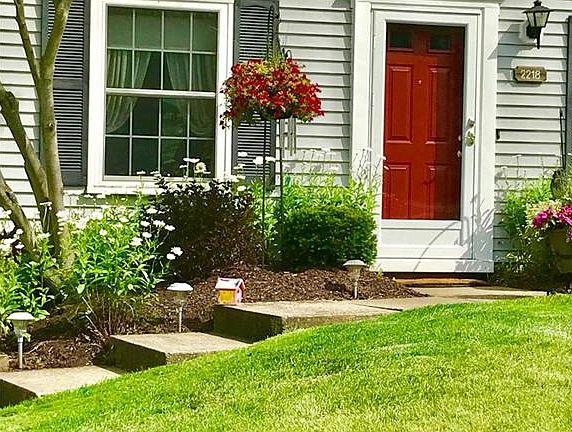 2nd image of 2218 Heather Ln