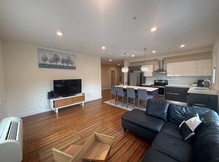 125 W Central Blvd UNIT 303, Palisades Park, NJ 07650