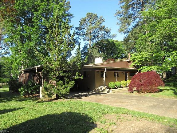 4th image of 33 Garland Dr