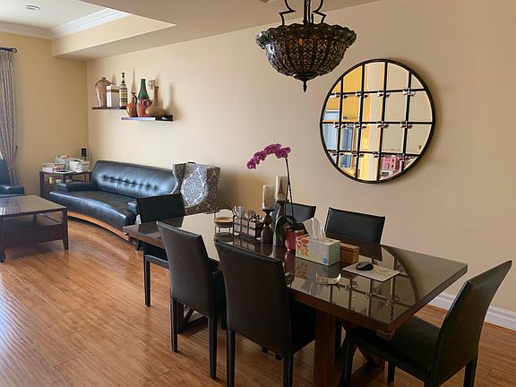 2nd image of 4110 La Crescenta Ave APT 108