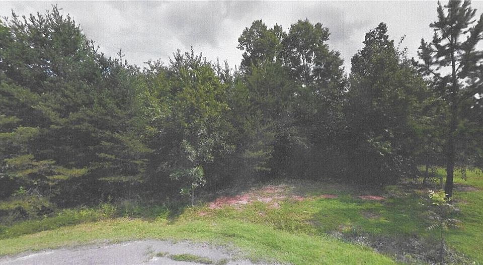 1st image of 121 Sharon Ln
