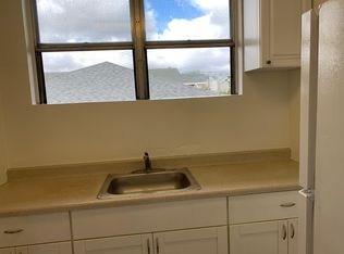 2424 Kapiolani Blvd #8, Honolulu, HI 96826