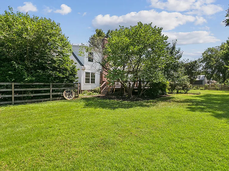 3517 Mott Ln — Photo 61