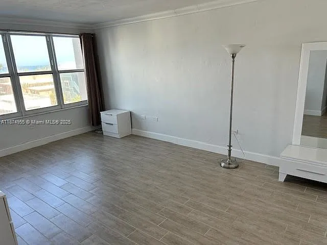 3111 N Ocean Dr — Photo 9