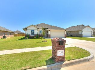 1710 Addington Rd, Newcastle, OK 73065