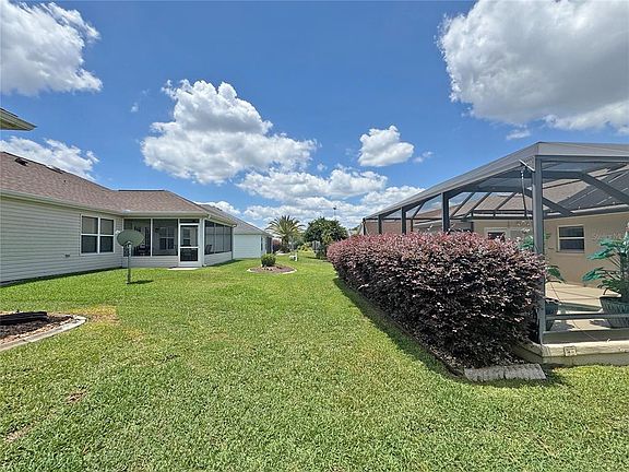 5th image of 498 WESTON MANOR DRIVE