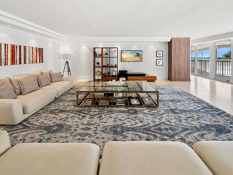 600 Grapetree Dr #3BS — Photo 8