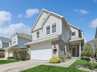 11262 Wildridge St, Westchester, IL 60154