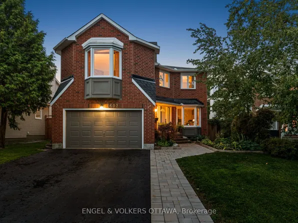 1602 Proulx Dr, Ottawa, ON K4A 1T5