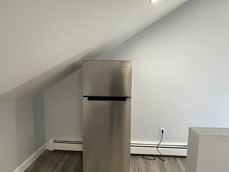 68 Jefferson Ave — Photo 6