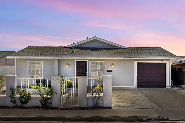 4 bed, 1297 sqft, $4,200 — Photo 4
