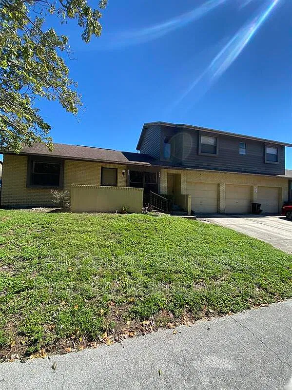 2 bed, 1.5 bath, $1,395 — Photo 4