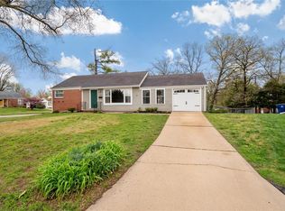 962 Elmont Ln, Saint Louis, MO