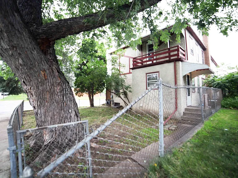 1023 Marie Ave — Photo 8