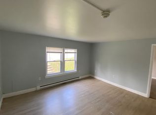 92 Washington St APT 2B, Norwich, CT 06360