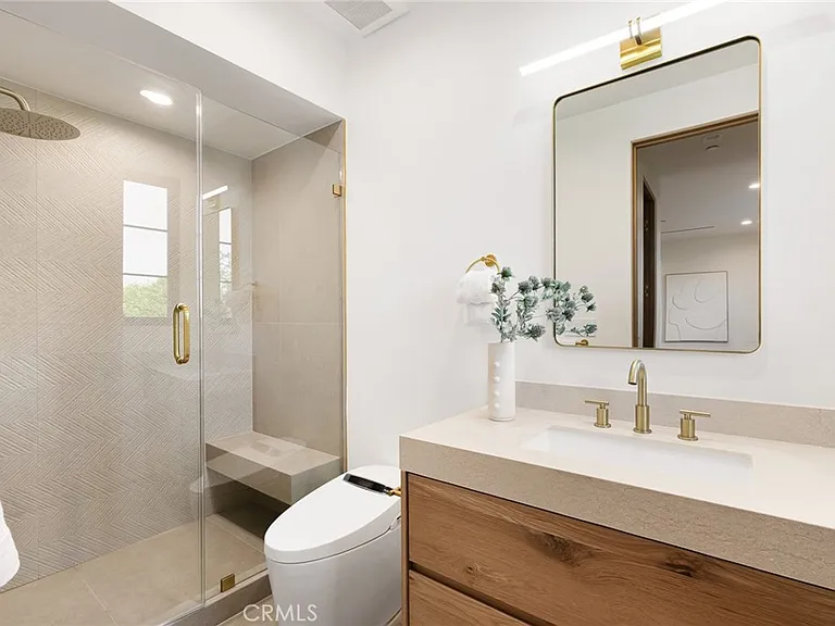 12249 Addison St — Photo 42