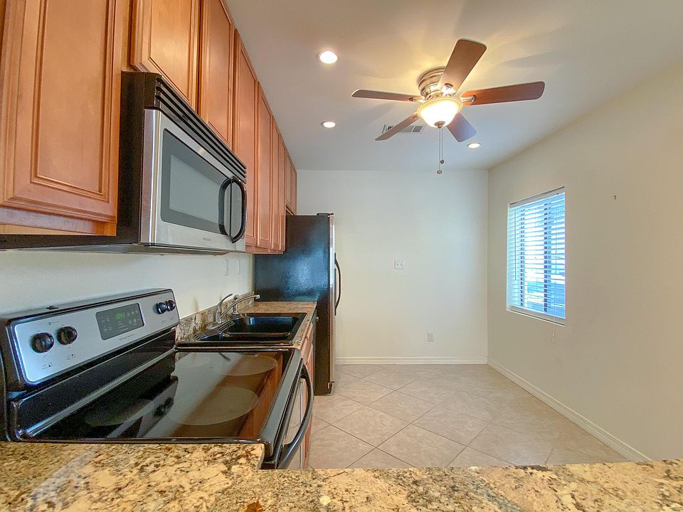 1st image of 228 Amberjack Dr Unit 10