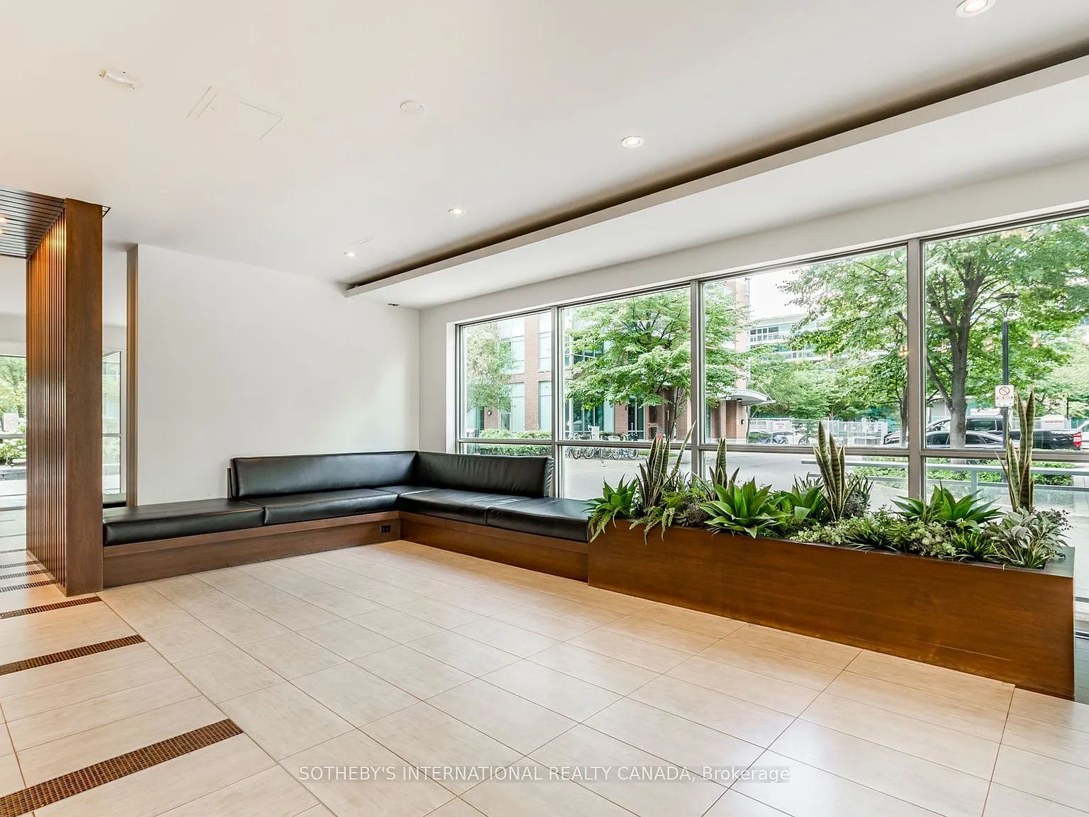 Zip Condos & Lofts — Photo 2