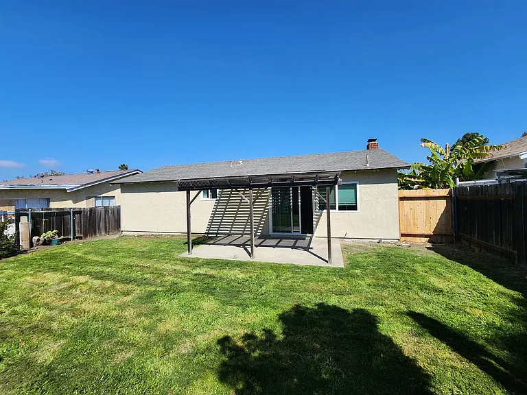 9041 Dewsbury Ave — Photo 16