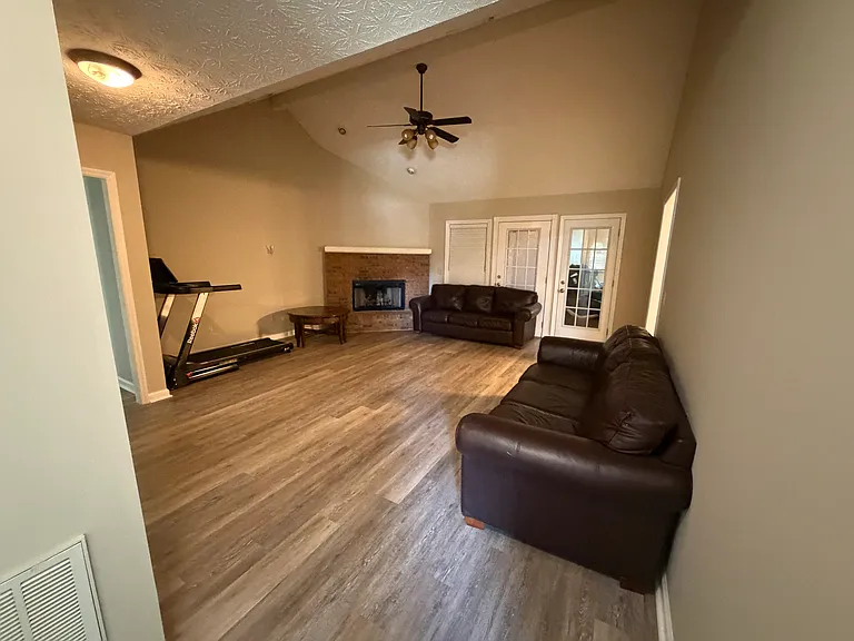 6725 Moon Cir — Photo 2