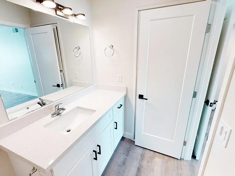 Aurora Villas — Photo 24