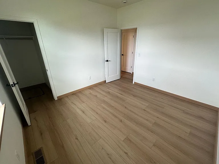603 Holstein Way — Photo 8