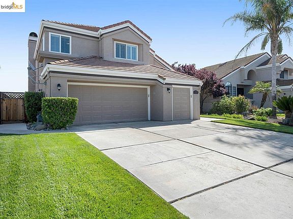 4th image of 5361 Emerald Ct