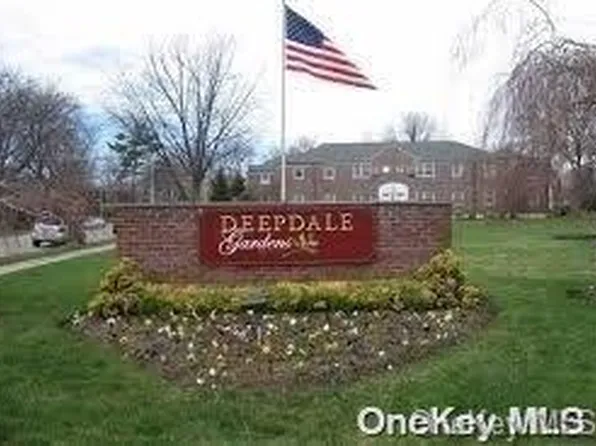 60-01 Marathon Parkway #Lower, Little Neck, NY 11362