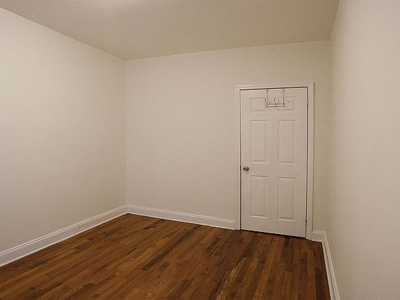 5th image of 10014 32nd Ave #2