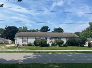 2139 Arkansas St, Oregon, OH 43616